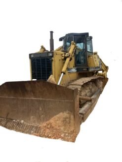 USED The Komatsu D85A BULLDOZER